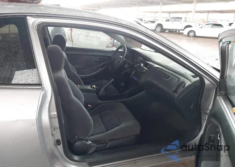 2000 Honda Accord 2.3 Ex из США, поврежденный, VIN 1HGCG3257YA012396